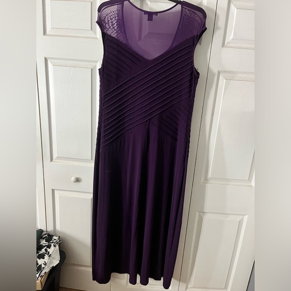 Elegant purple maxi dress size 2X - Picture 3 of 4